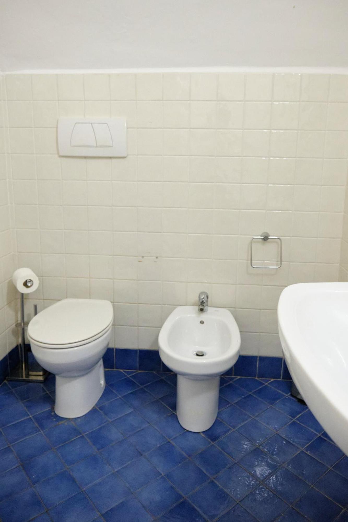 Ferienwohnung Cavour La Citta Vecchia Genua Exterior foto
